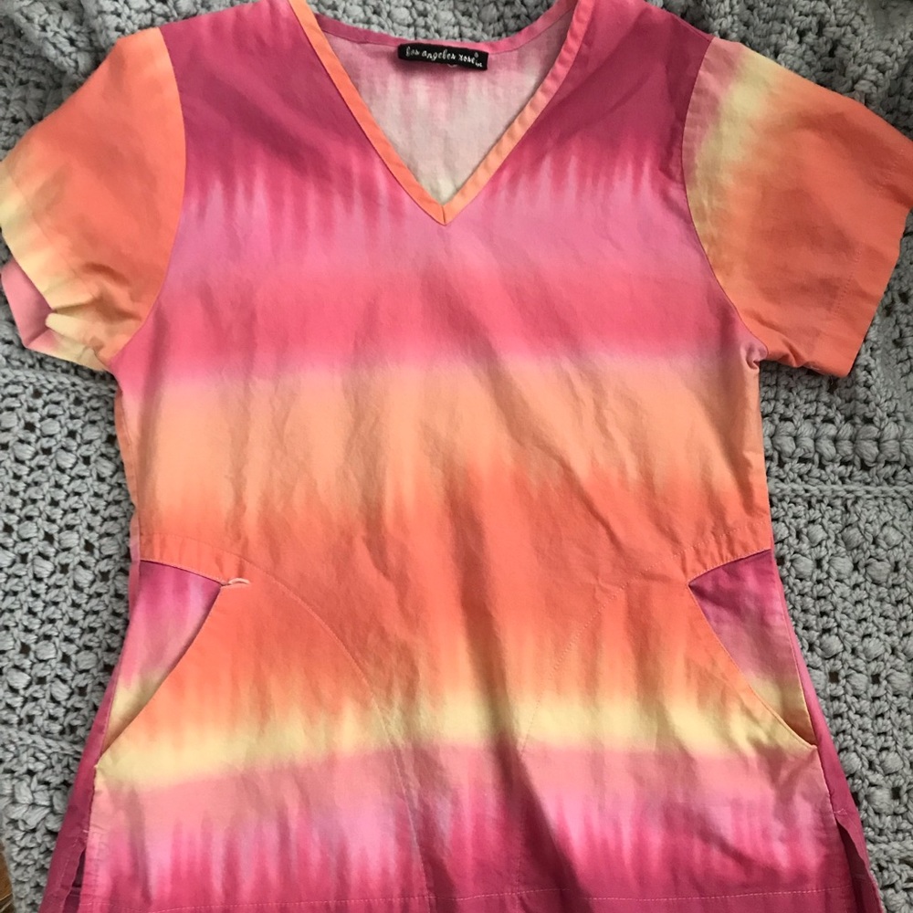 Scrub top